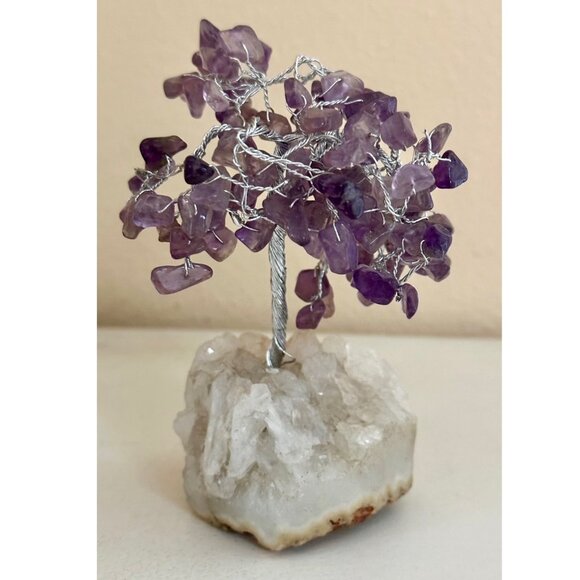 Gemstone Tree with crystal base & amethyst crystal leaves - Picture 2 of 4